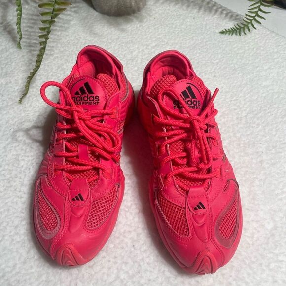 Adidas FYW S97 Life  Shock Sneakers Red‎ (female)(male) Size 7 - Picture 3 of 14